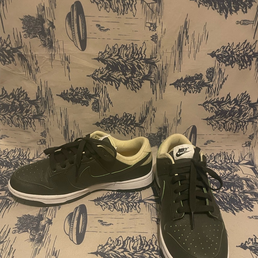 Nike Dunk Low Avocado